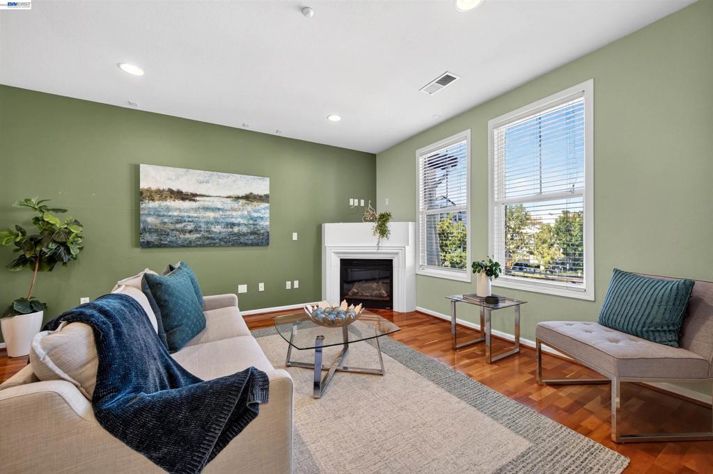 4311 Clarinbridge Cir