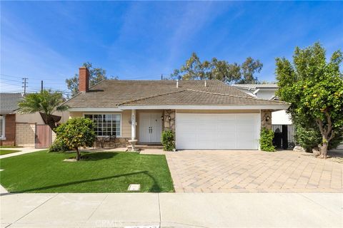 9871 Sunny Circle Cypress CA 90630