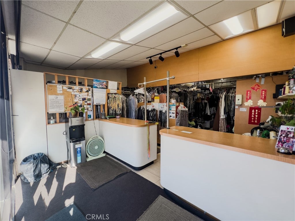 925 W Valley Blvd.