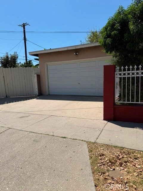 14800 Lanark