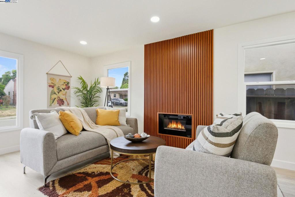 EDEN TOWNSHIP - Residential