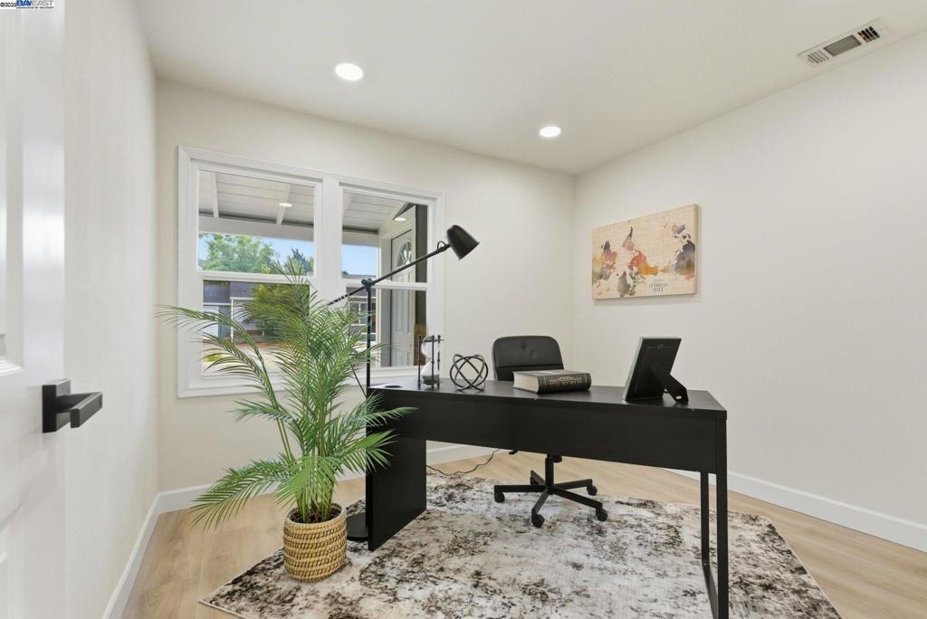 EDEN TOWNSHIP - Residential