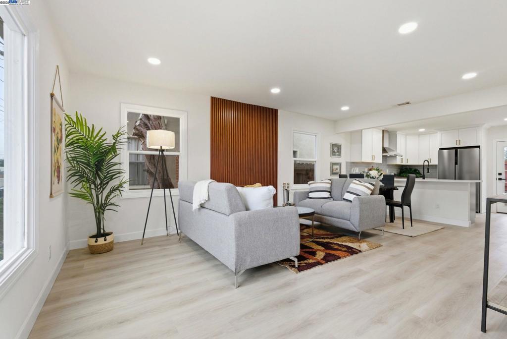 EDEN TOWNSHIP - Residential