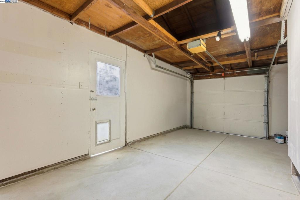 EDEN TOWNSHIP - Residential