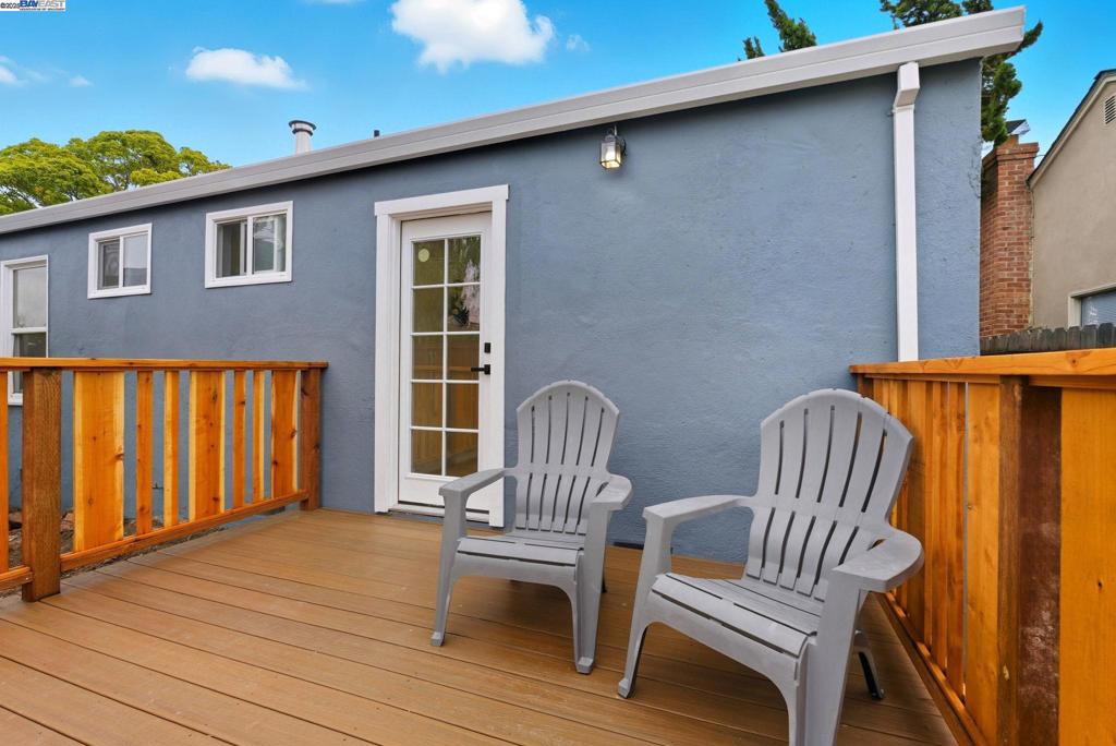 EDEN TOWNSHIP - Residential