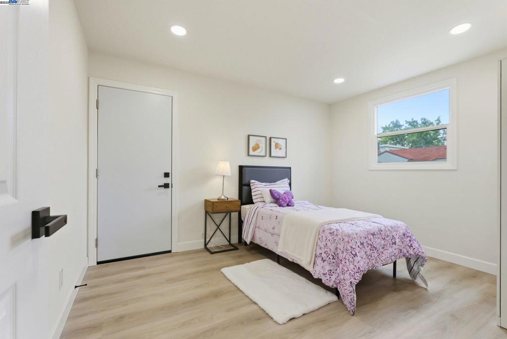 EDEN TOWNSHIP - Residential