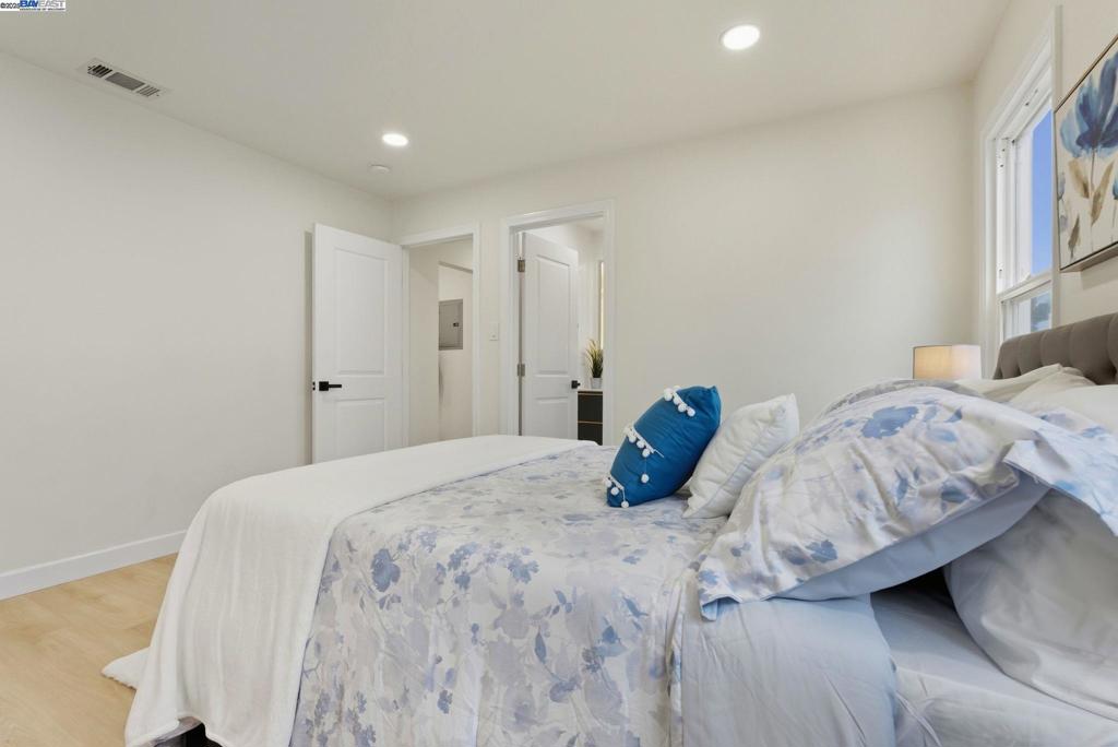 EDEN TOWNSHIP - Residential