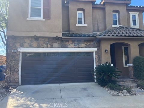 Photo of 10040 Meritage Court, Sun Valley, CA 91352 (MLS # GD26044845)