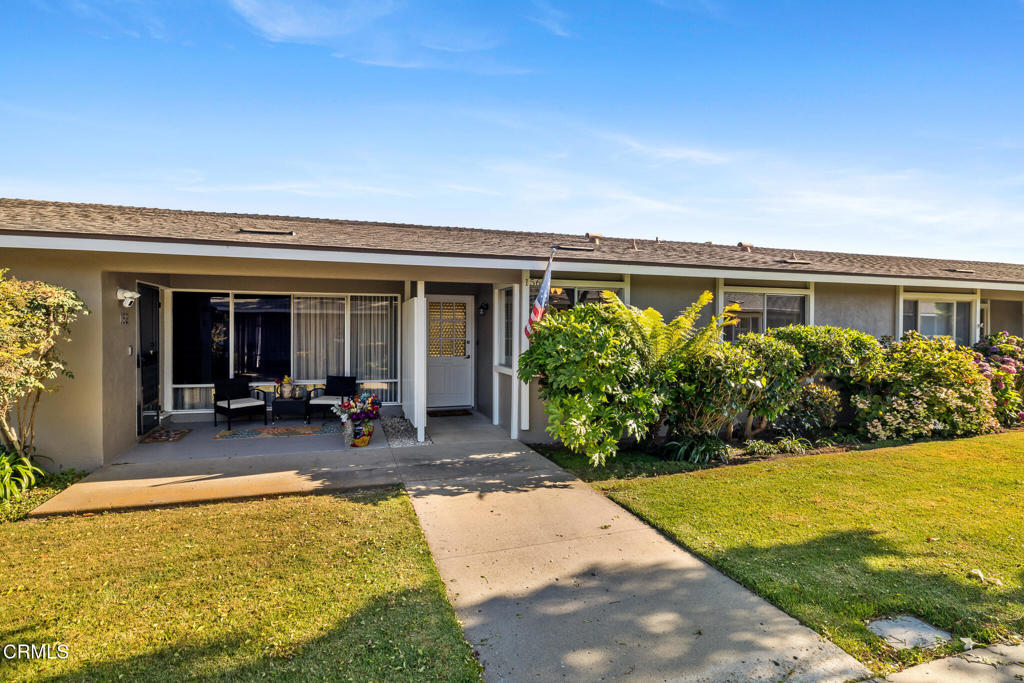 156 E Garden Green