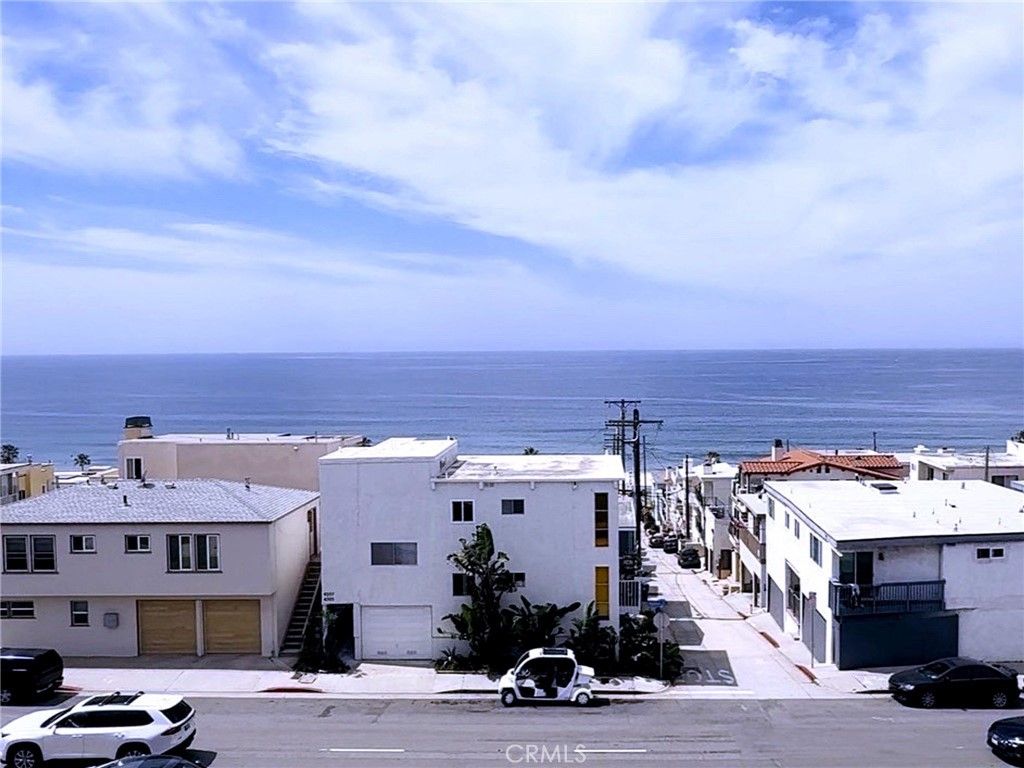 Photo of 4308 Crest Drive, Manhattan Beach, CA 90266 (MLS # SB26072442)