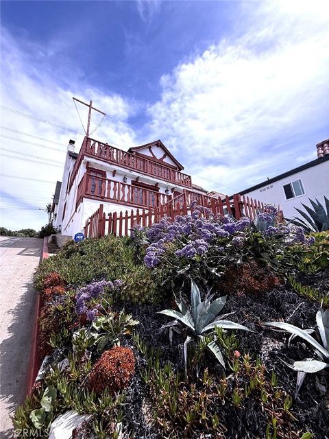 4308 Crest Drive Manhattan Beach CA 90266