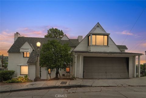 Photo of 6234 Scenic Ave, Los Angeles, CA 90068 (MLS # PW25226347)