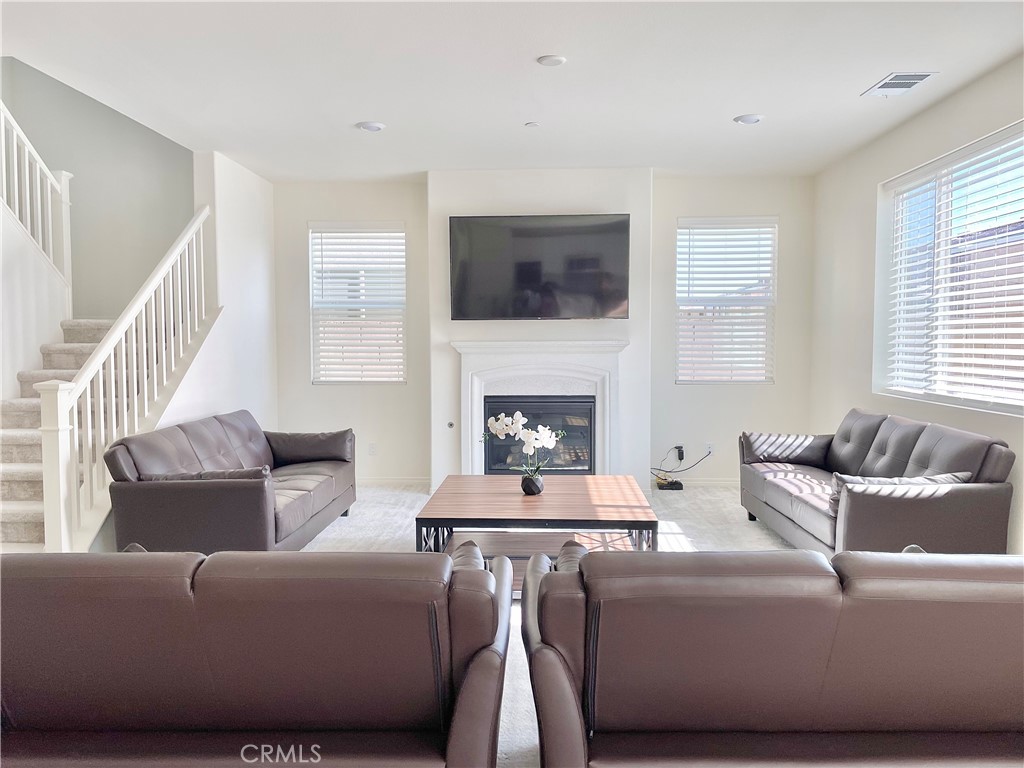 4856 S Wilson Avenue