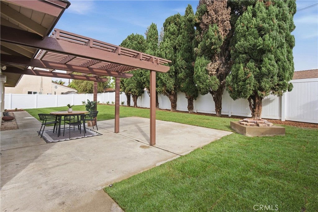 9657 Lark Circle, Fountain Valley CA 92708 - Photo 25