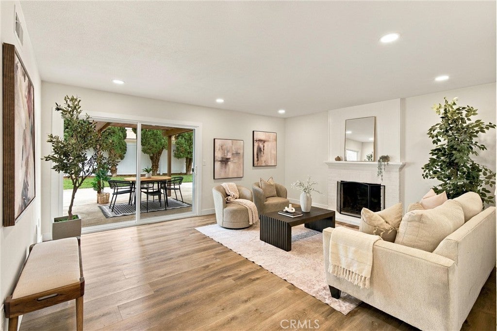 9657 Lark Circle, Fountain Valley CA 92708 - Photo 7
