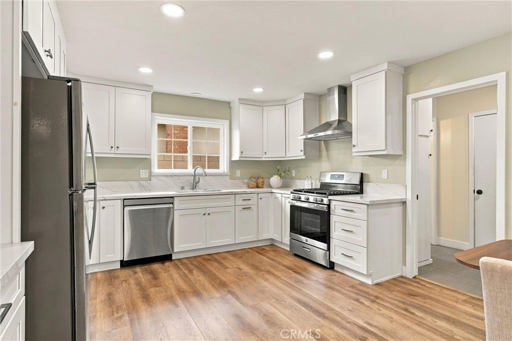 9657 Lark Circle, Fountain Valley CA 92708 - Photo 8