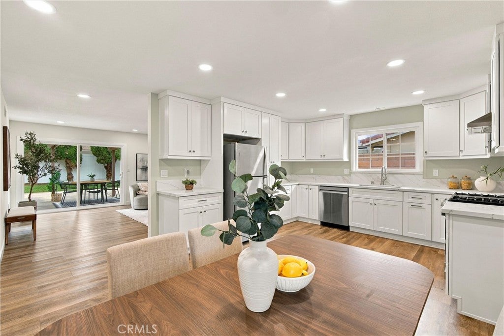 9657 Lark Circle, Fountain Valley CA 92708 - Photo 10
