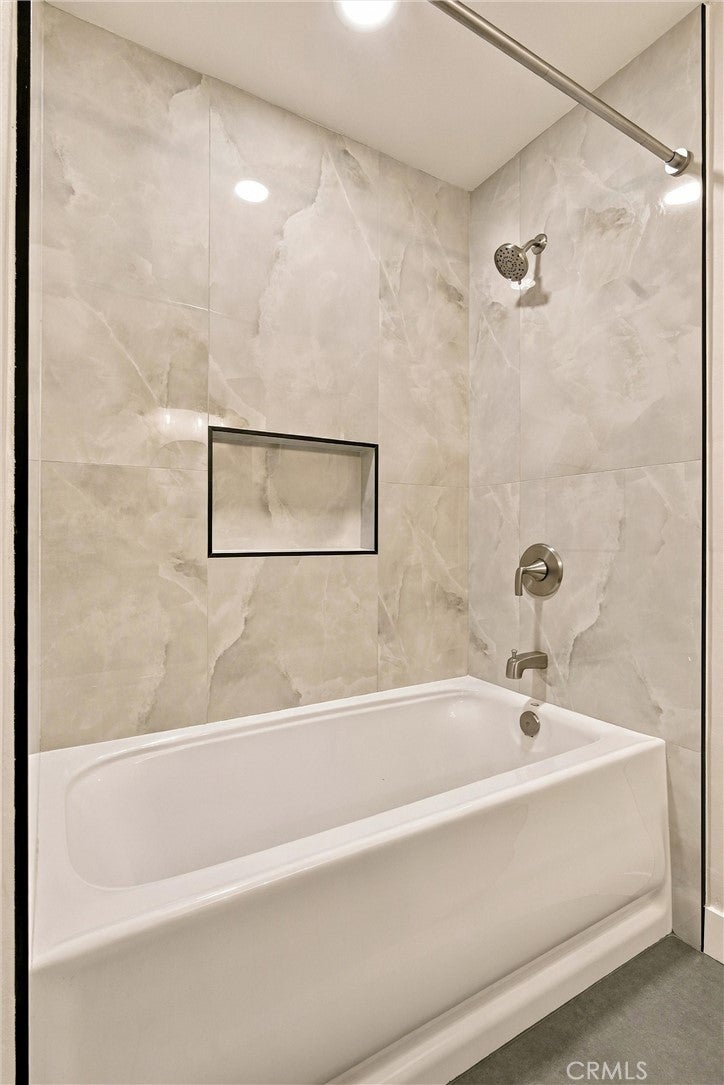 9657 Lark Circle, Fountain Valley CA 92708 - Photo 18