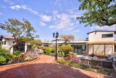 Tiny photo for 3992 La Cresta Dr Dr, San Diego, CA 92107 (MLS # 260017120SD)