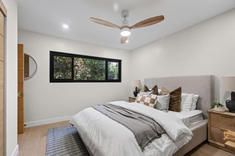 Tiny photo for 3992 La Cresta Dr Dr, San Diego, CA 92107 (MLS # 260017120SD)