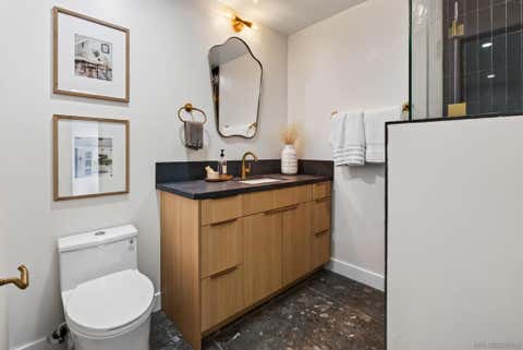 Tiny photo for 3992 La Cresta Dr Dr, San Diego, CA 92107 (MLS # 260017120SD)