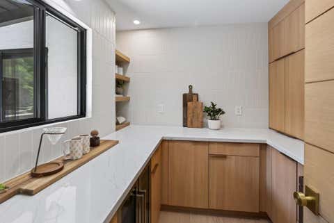 Tiny photo for 3992 La Cresta Dr Dr, San Diego, CA 92107 (MLS # 260017120SD)