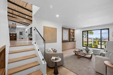 Tiny photo for 3992 La Cresta Dr Dr, San Diego, CA 92107 (MLS # 260017120SD)