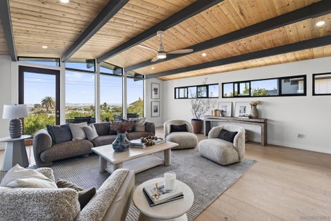Tiny photo for 3992 La Cresta Dr Dr, San Diego, CA 92107 (MLS # 260017120SD)