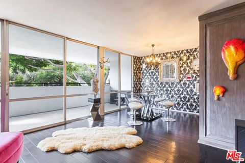 Photo of 848 N Kings Road #102, West Hollywood, CA 90069 (MLS # 26648505)