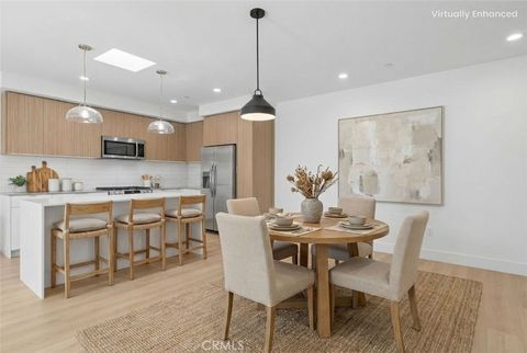 Photo of 12078 Guerin Street #305, Studio City, CA 91604 (MLS # SR26022322)