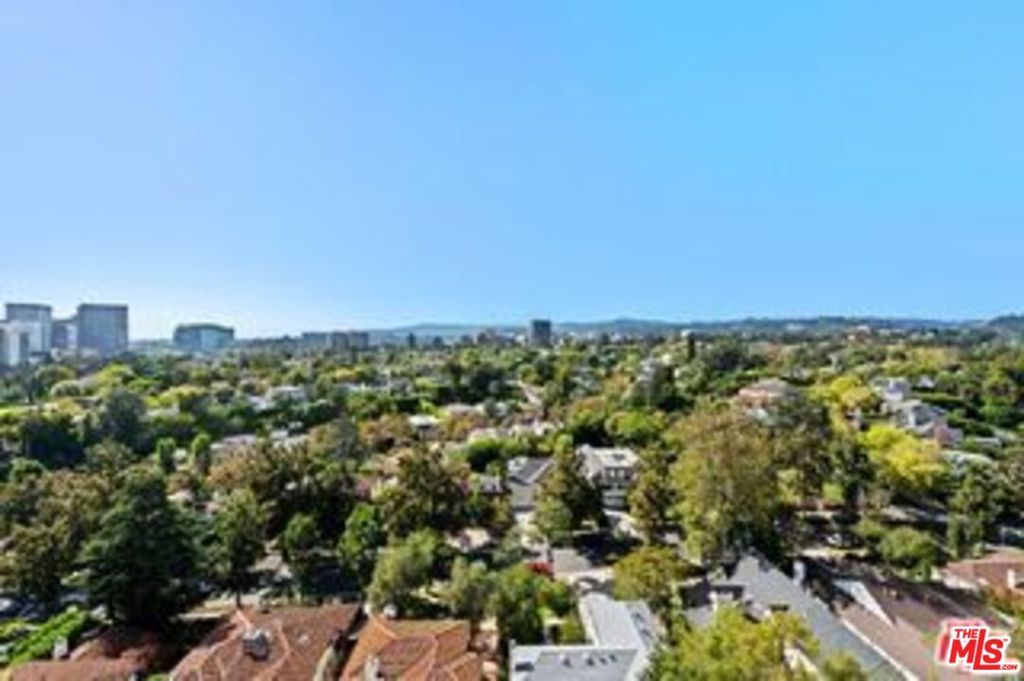 Photo of 10535 Wilshire Boulevard #1610, Los Angeles, CA 90024 (MLS # 26843437)