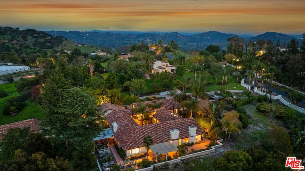 3548 Rosa Way