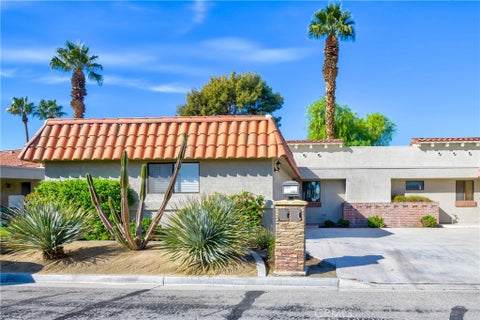 Photo of 77479 Sawgrass Cir, Palm Desert, CA 92211 (MLS # OC26149332)
