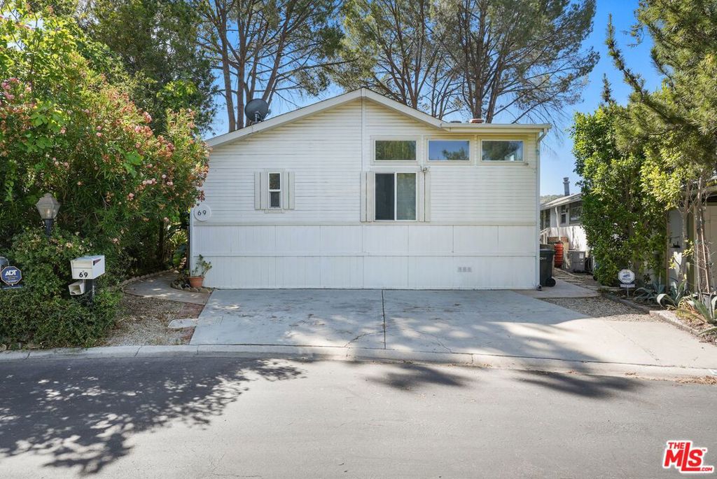 23777 Mulholland Highway 69