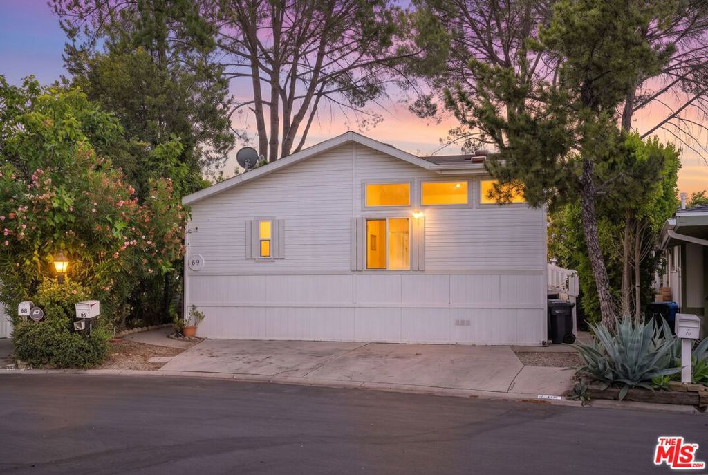 23777 Mulholland Highway 69