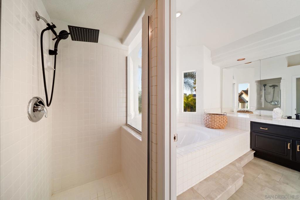 Rancho Bernardo - Residential Lease