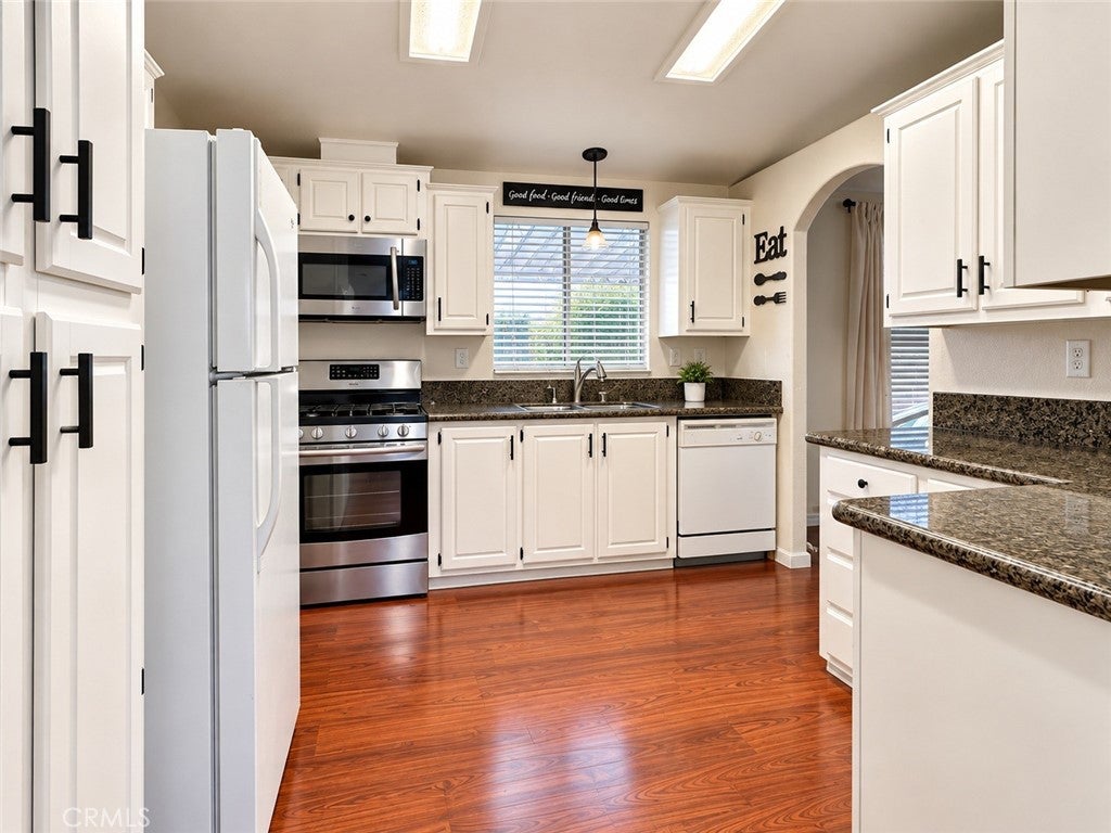 135 N Pepper 50