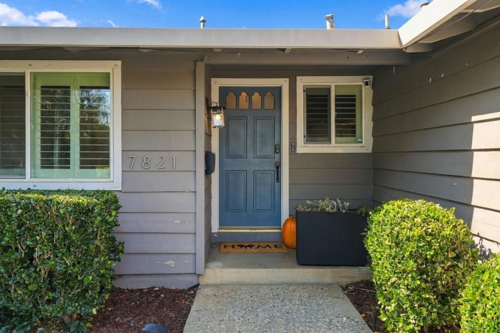 7821 Santa Barbara Drive