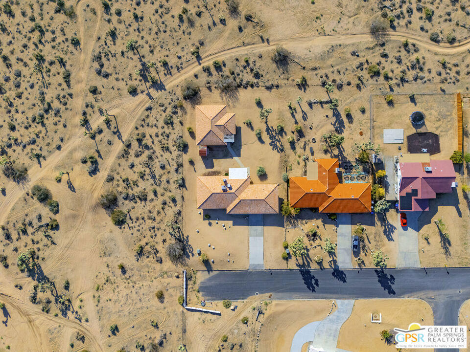 WESTERN HILLS RANCHOS - Residential