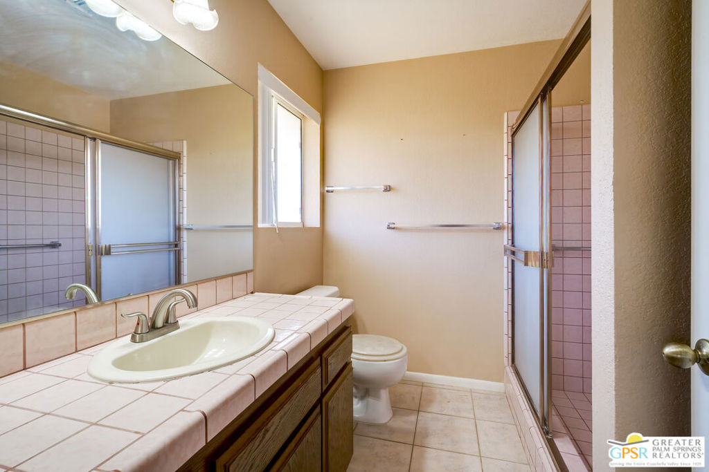 WESTERN HILLS RANCHOS - Residential