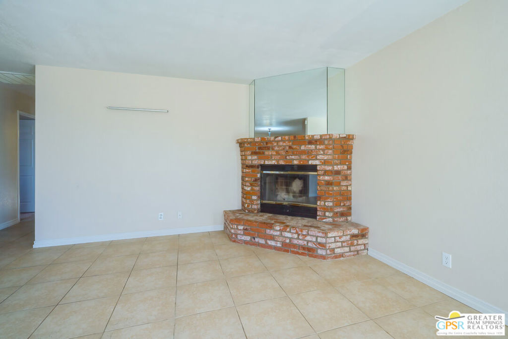 WESTERN HILLS RANCHOS - Residential