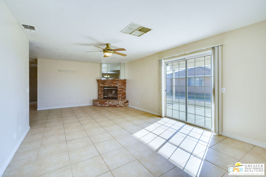 WESTERN HILLS RANCHOS - Residential