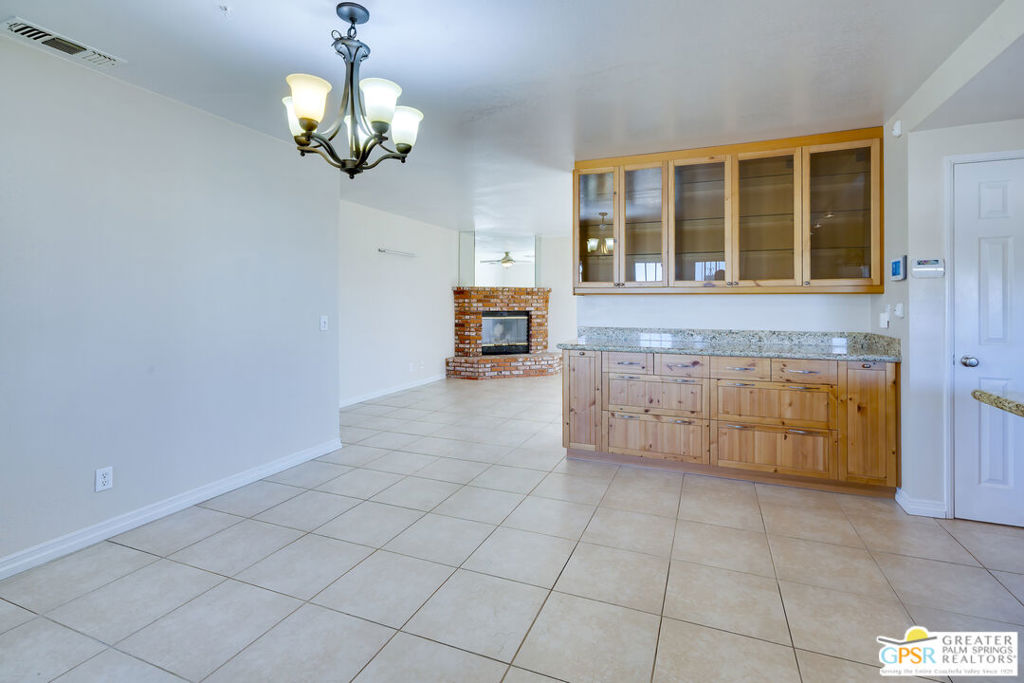 WESTERN HILLS RANCHOS - Residential