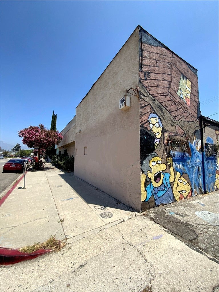 5404 Alhambra