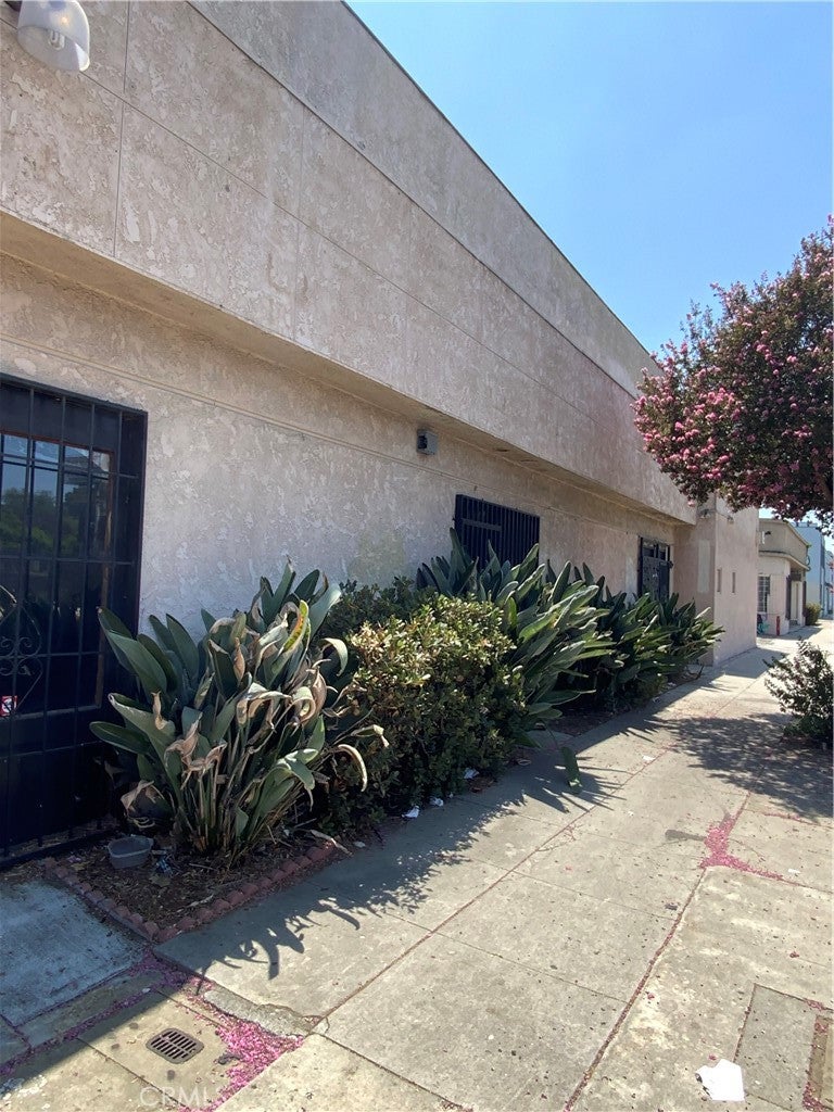 5404 Alhambra