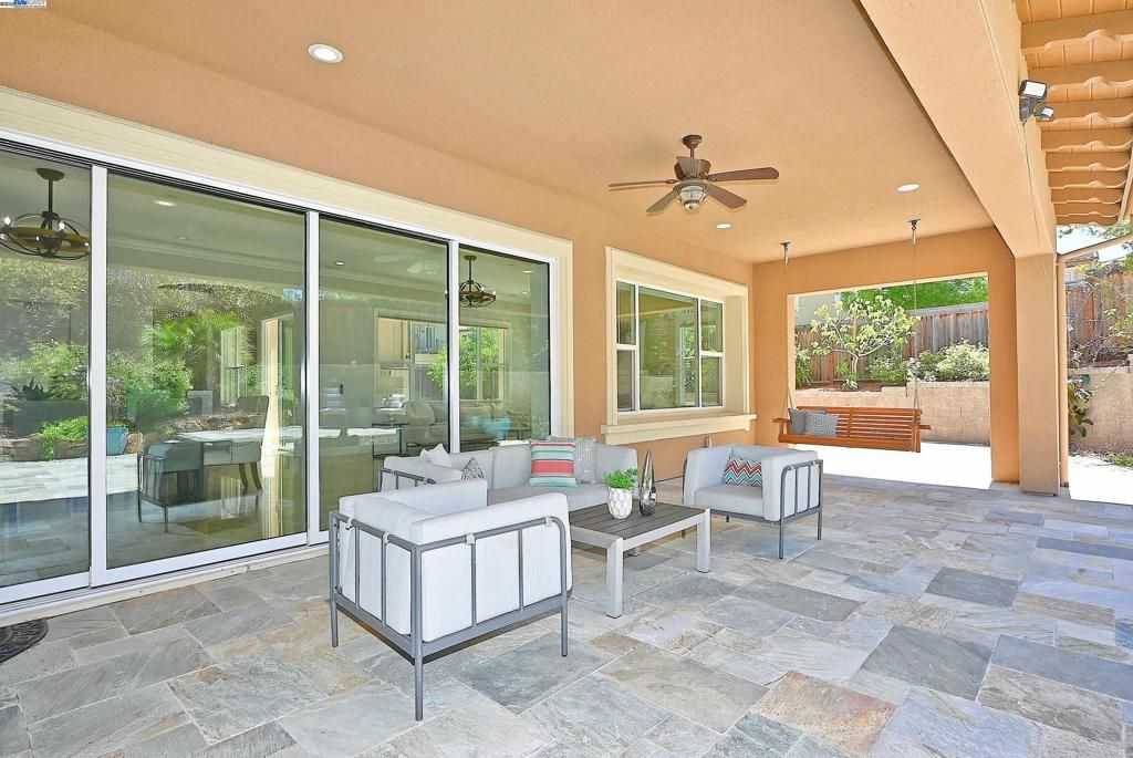 listing image 130720244805165212563