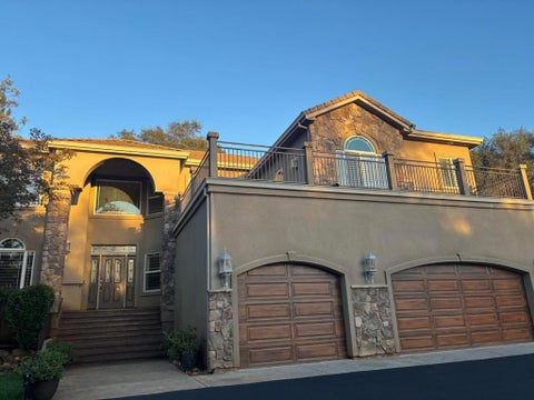 Photo of 1190 Squirrel Creek Place, Auburn, CA 95602 (MLS # ML82064457)