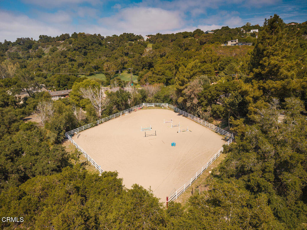 10562 Creek Road