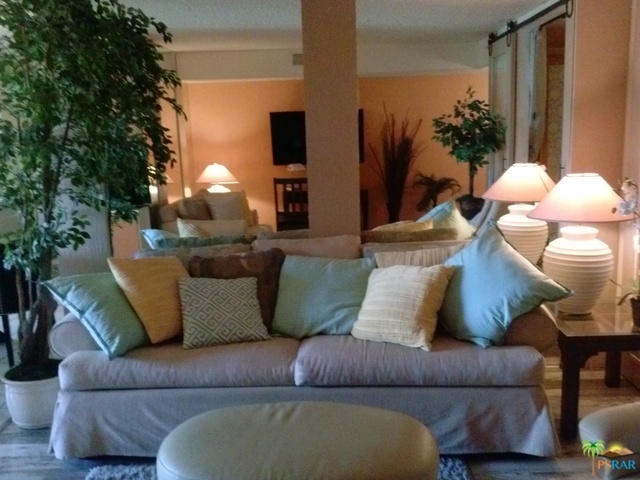 Palm Springs Golf & - Residential