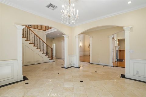 Photo of 14659 Valley Vista Blvd, Sherman Oaks, CA 91403 (MLS # BB26046977)
